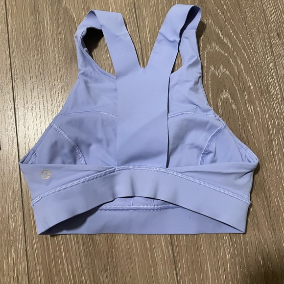 LULULEMON Nulux Purple Sports Bra - Sz 4 - Picture 1 of 2